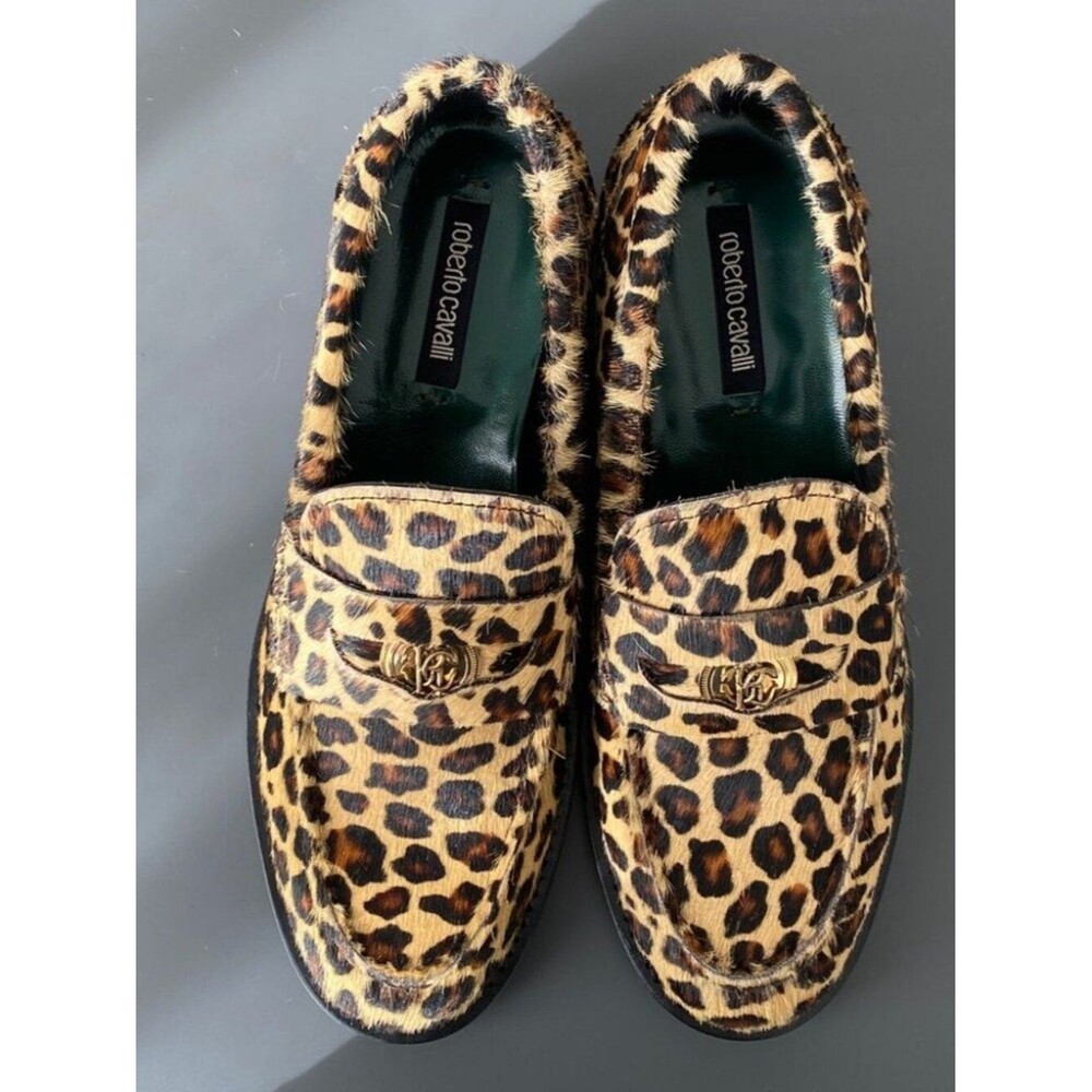 Roberto Cavalli Animal Print Penny Loafers Gold Tone Logo Medals Sz 37.5 / US 7